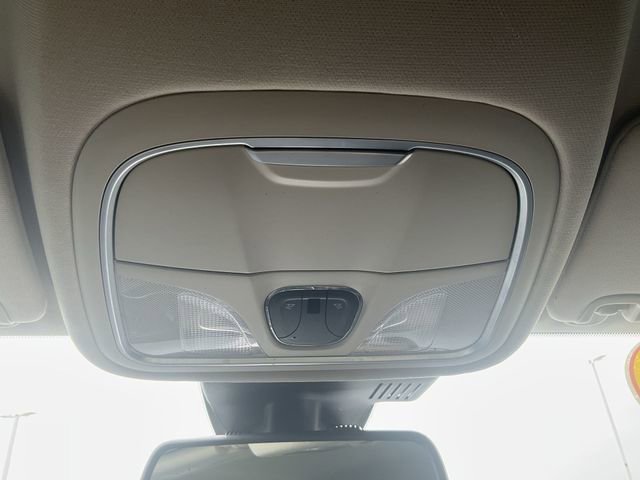 Used 2015 Chrysler 200 C w/ Navigation & Sound Group I image 16