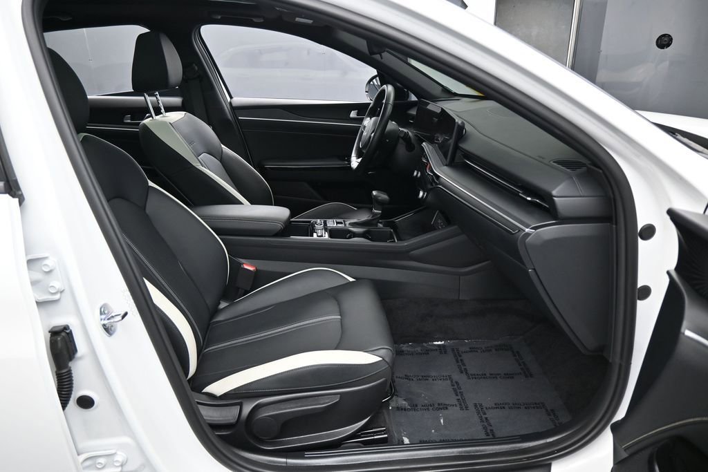 Used 2025 Kia K5 GT-Line w/ GT-Line Premium Package FWD image 45