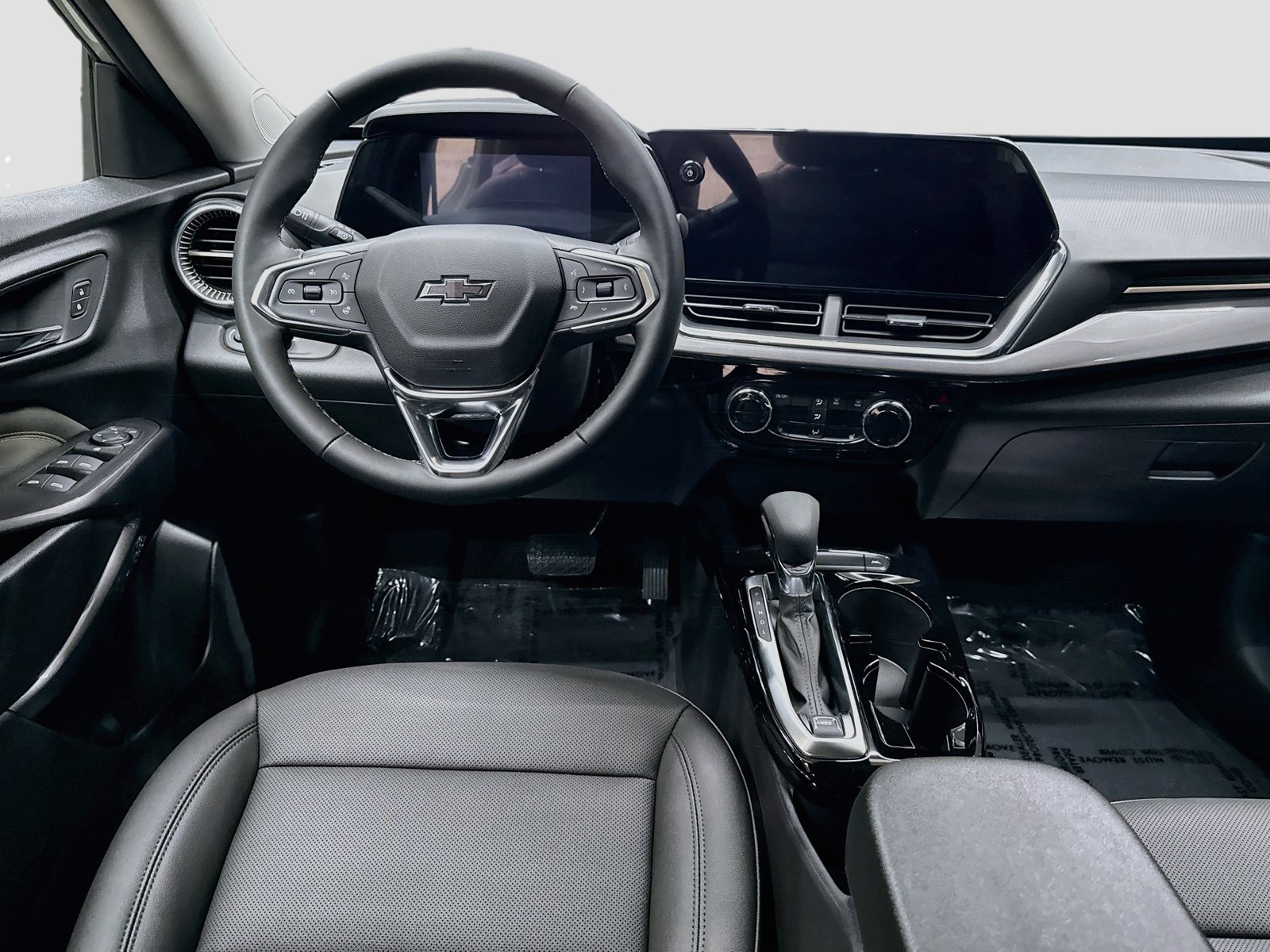 New 2026 Chevrolet Trax ACTIV w/ Sunroof Package FWD image 26