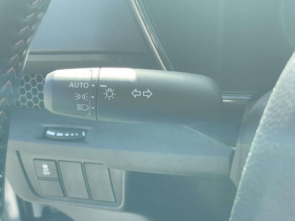 Certified 2025 Honda CR-V Sport image 23