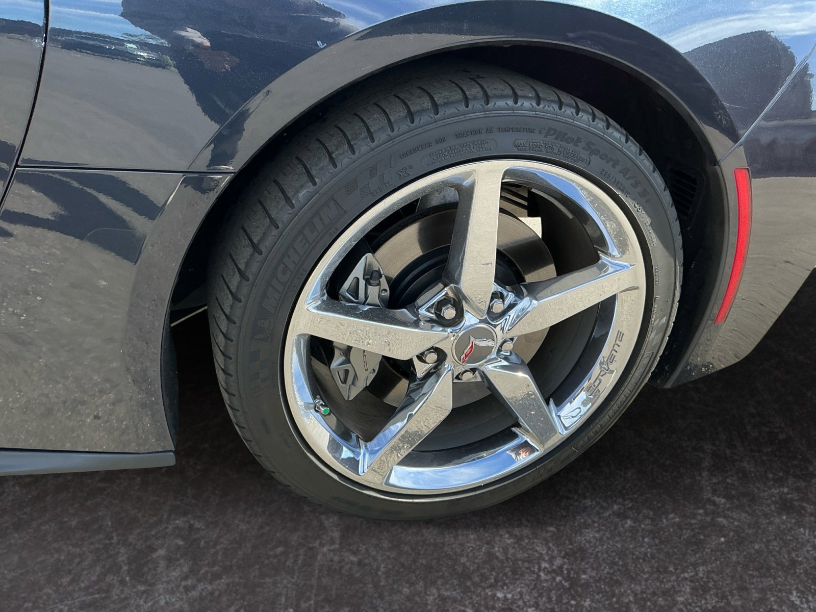 Used 2014 Chevrolet Corvette Stingray Convertible w/ 3LT Preferred Equipment Group image 9