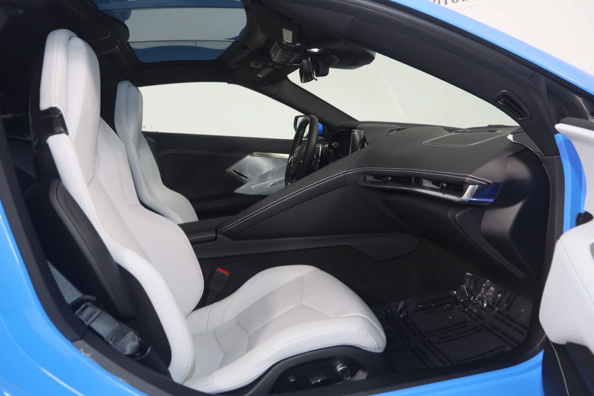 Used 2025 Chevrolet Corvette E-Ray AWD/4WD image 15
