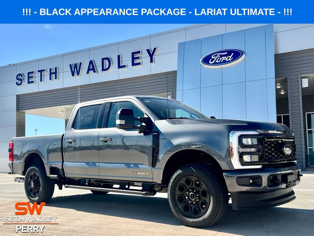 New 2026 Ford F250 Lariat w/ Black Appearance Package