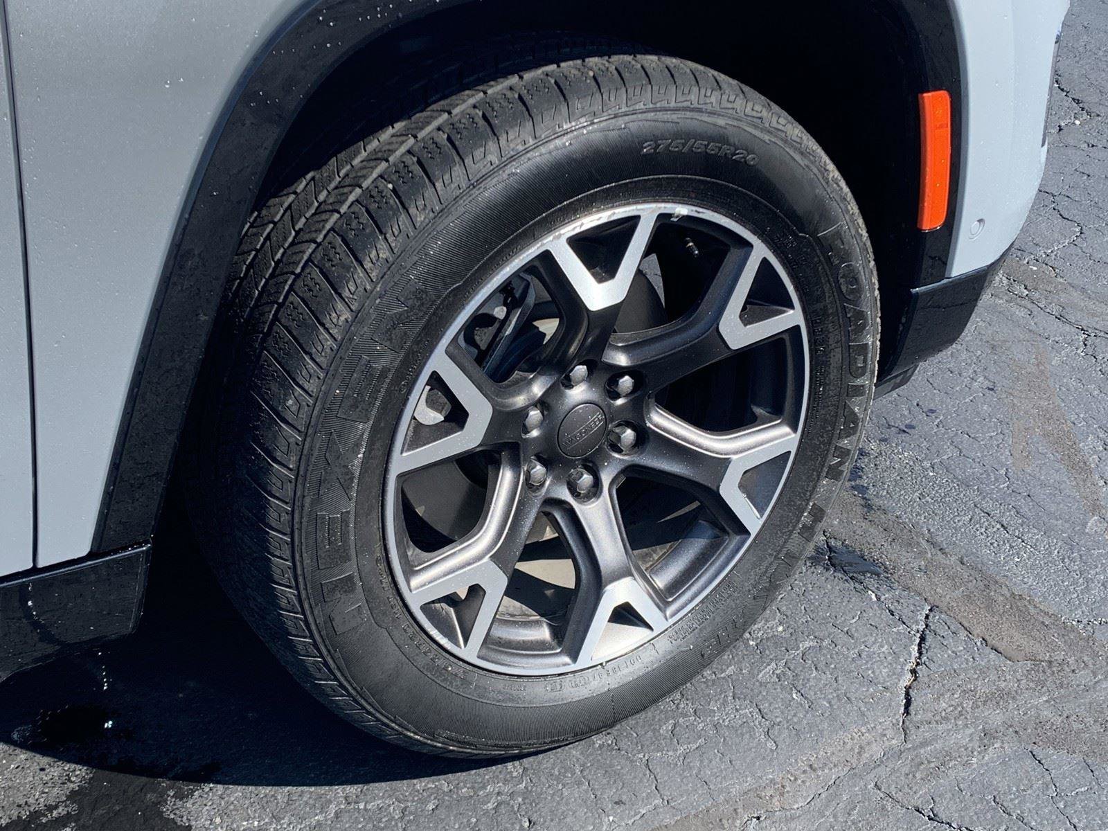 Used 2024 Jeep Wagoneer Series III image 10