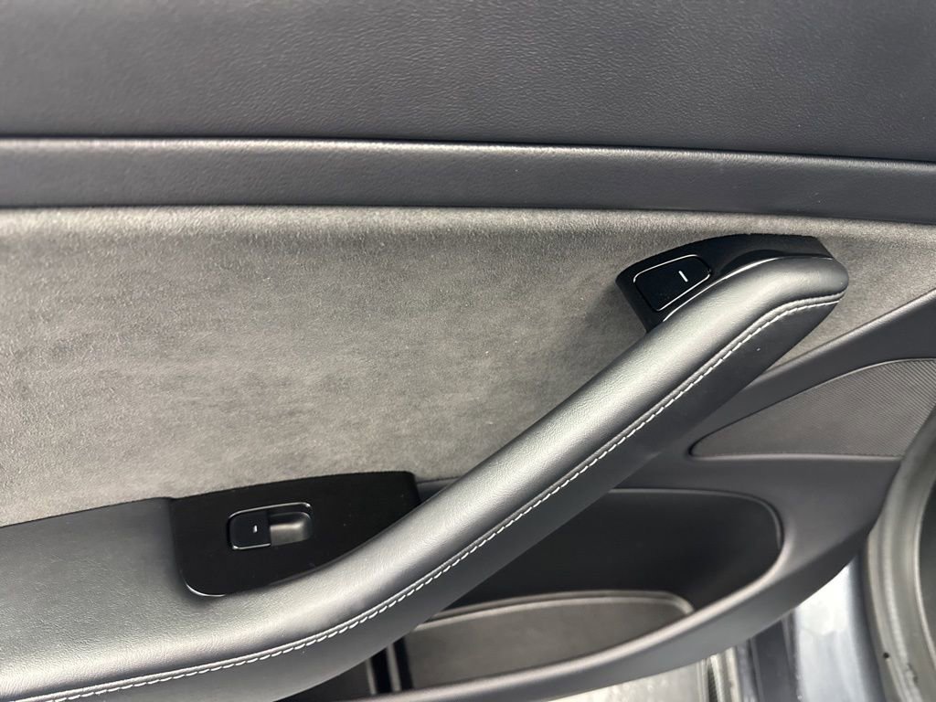 Used 2019 Tesla Model 3 Standard Range Plus image 30