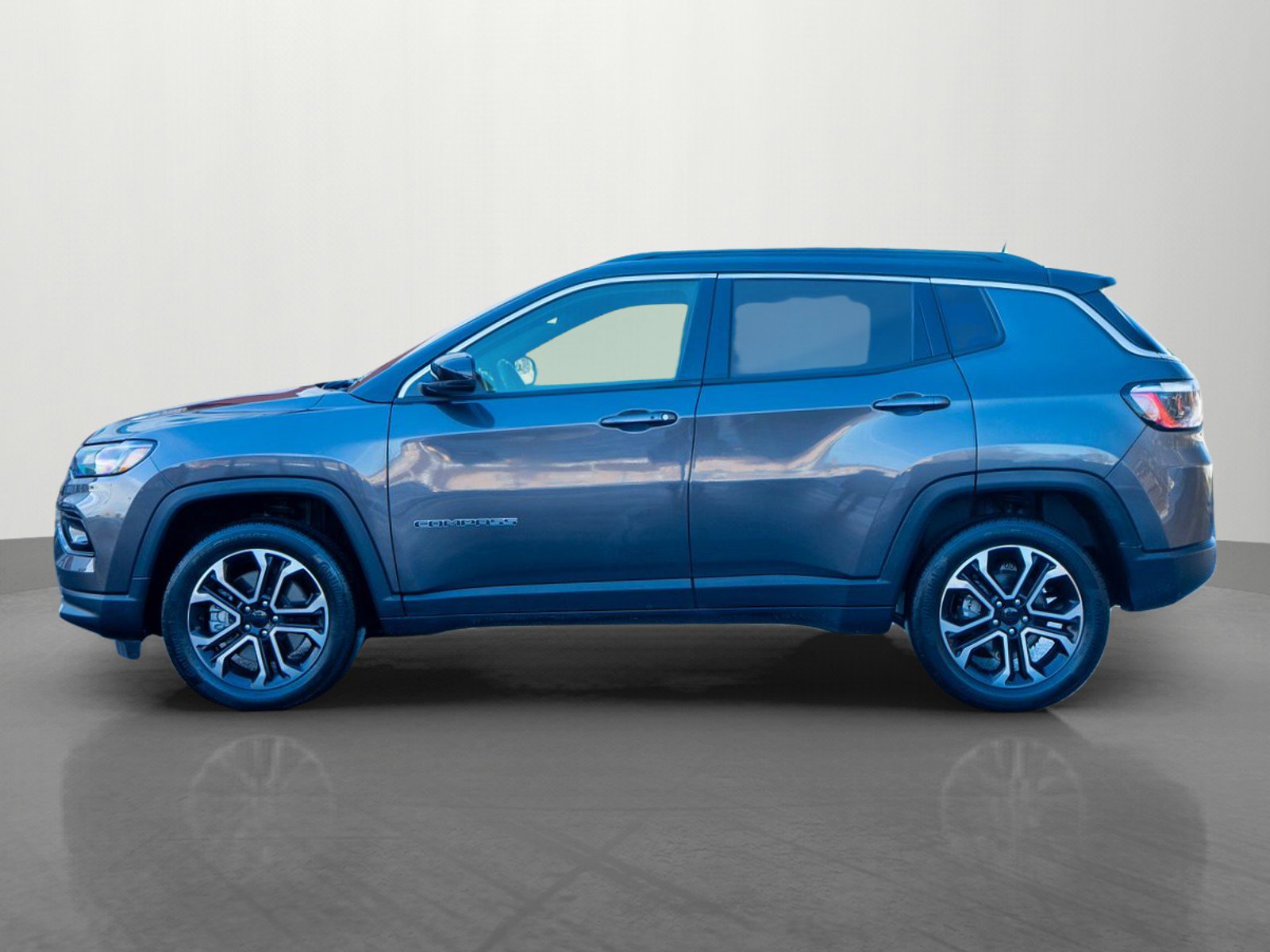 Used 2023 Jeep Compass Limited AWD/4WD image 4