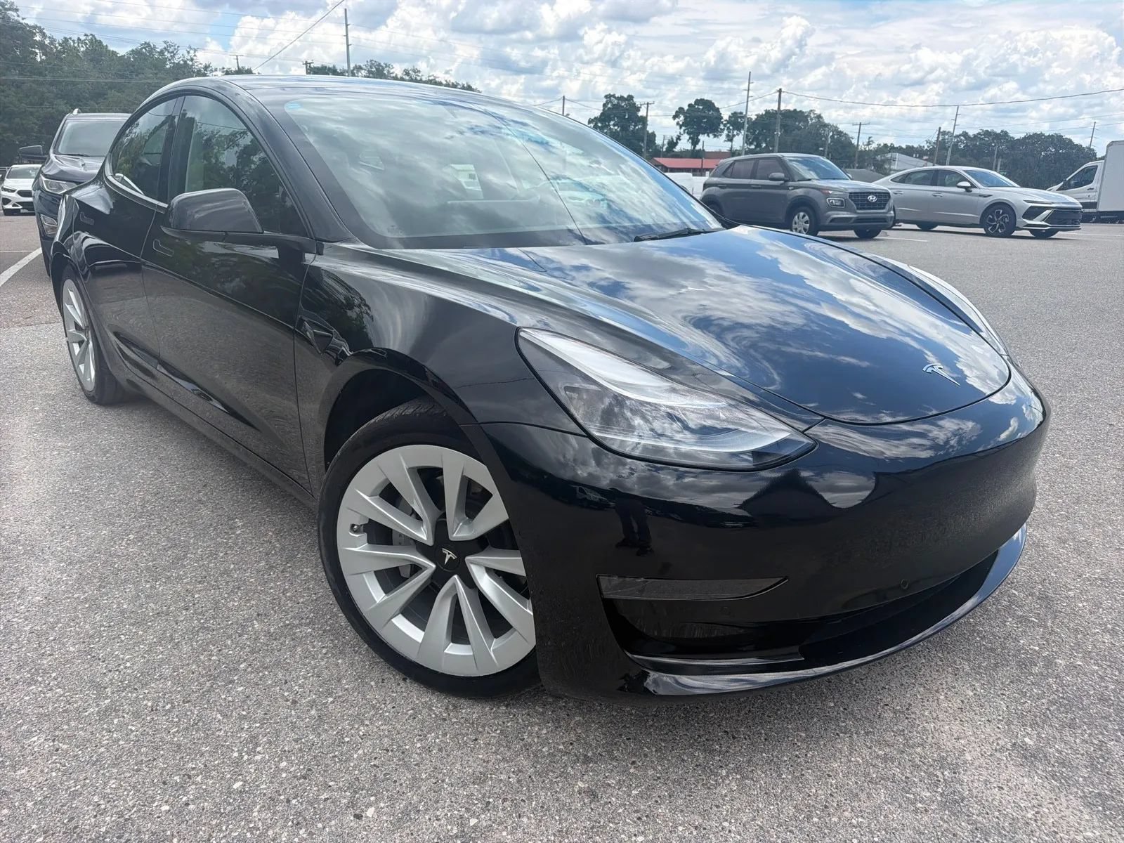 Used 2022 Tesla Model 3 Standard Range RWD image 6