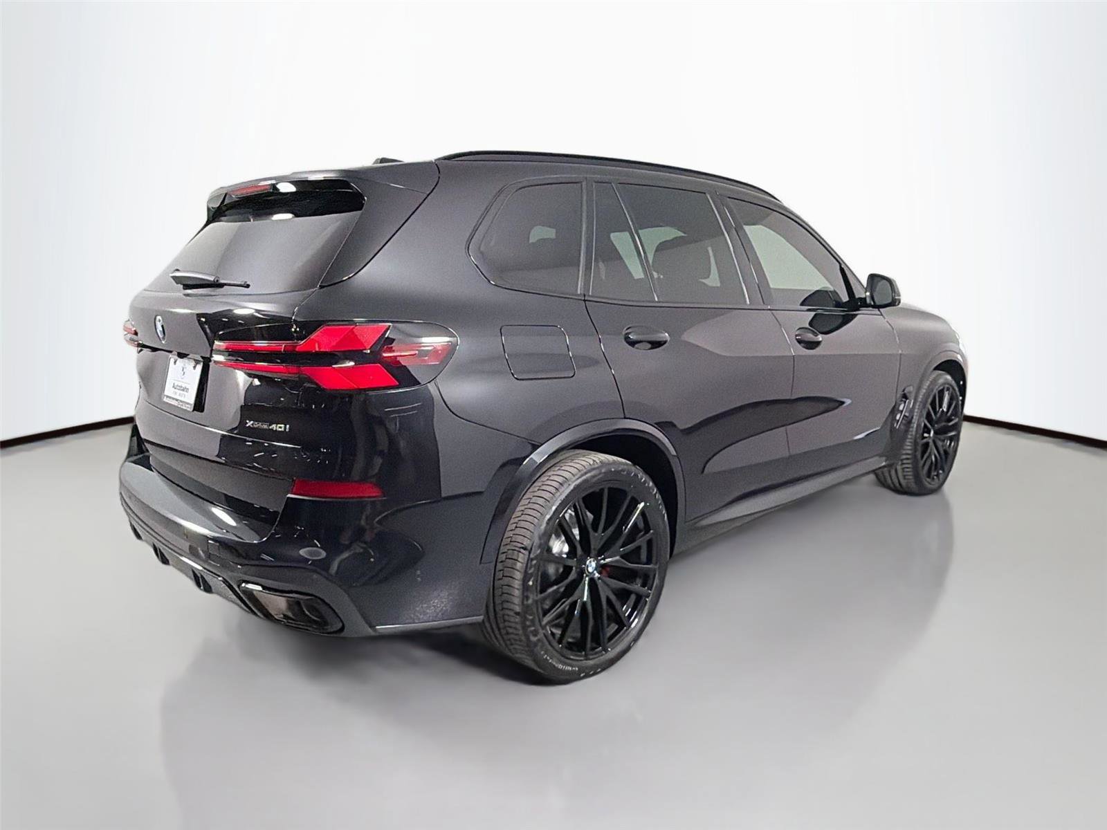 New 2026 BMW X5 xDrive40i w/ M Sport Package AWD/4WD image 6