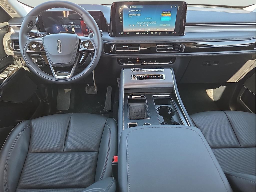 New 2026 Lincoln Aviator 2WD image 9