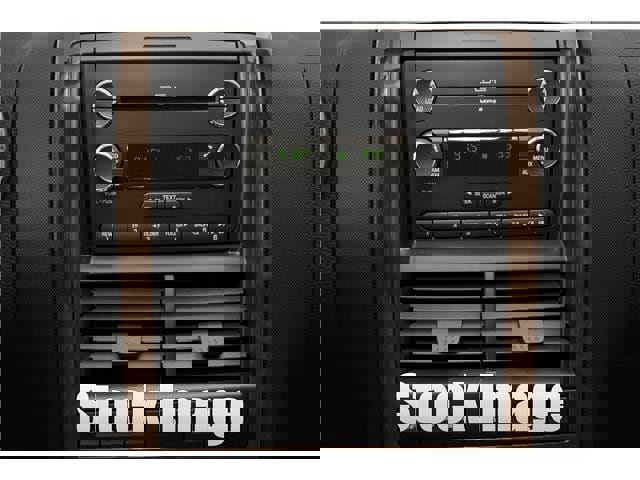 Used 2010 Ford Explorer Eddie Bauer image 15