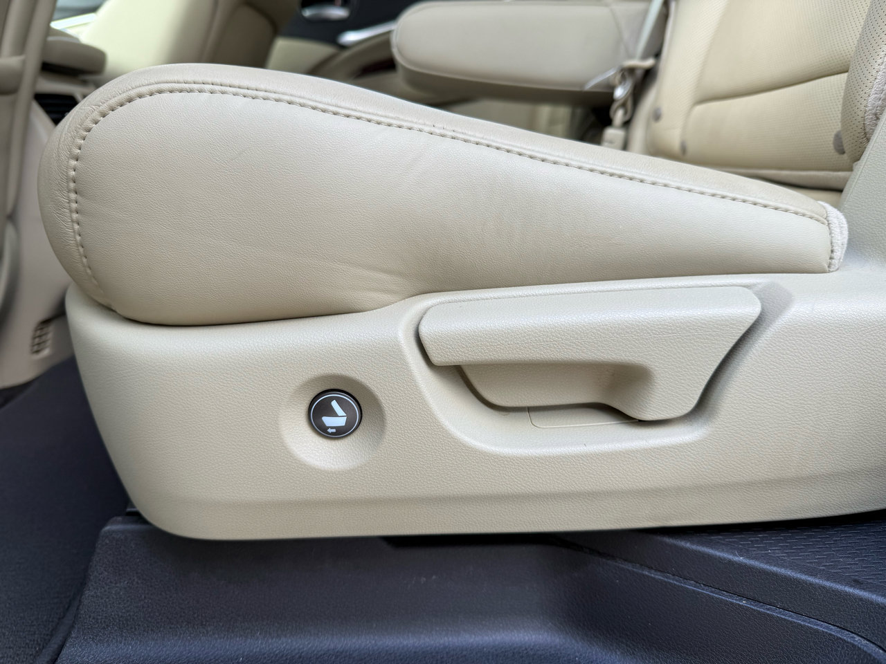 Used 2016 Acura MDX SH-AWD image 21