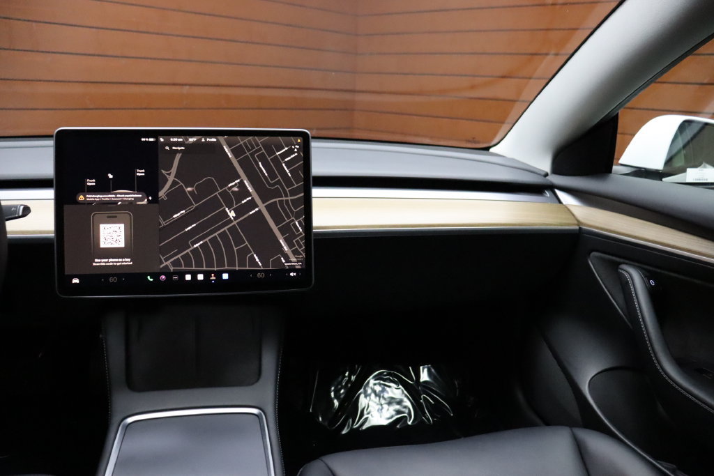 Used 2023 Tesla Model 3 Long Range AWD/4WD image 32