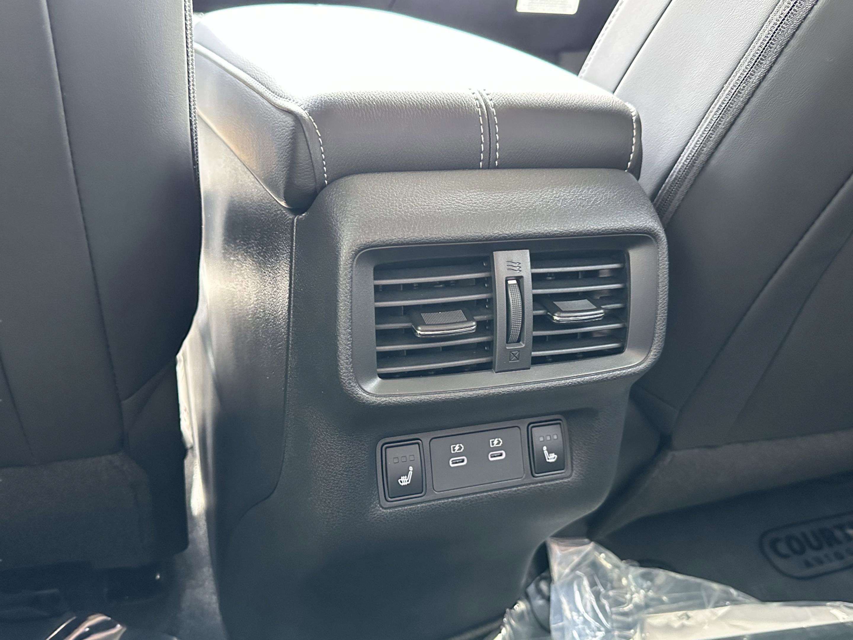 New 2026 Nissan Murano Platinum w/ Cargo Package image 13