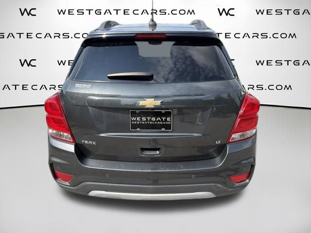 Used 2020 Chevrolet Trax LT w/ Driver Confidence Package FWD image 8