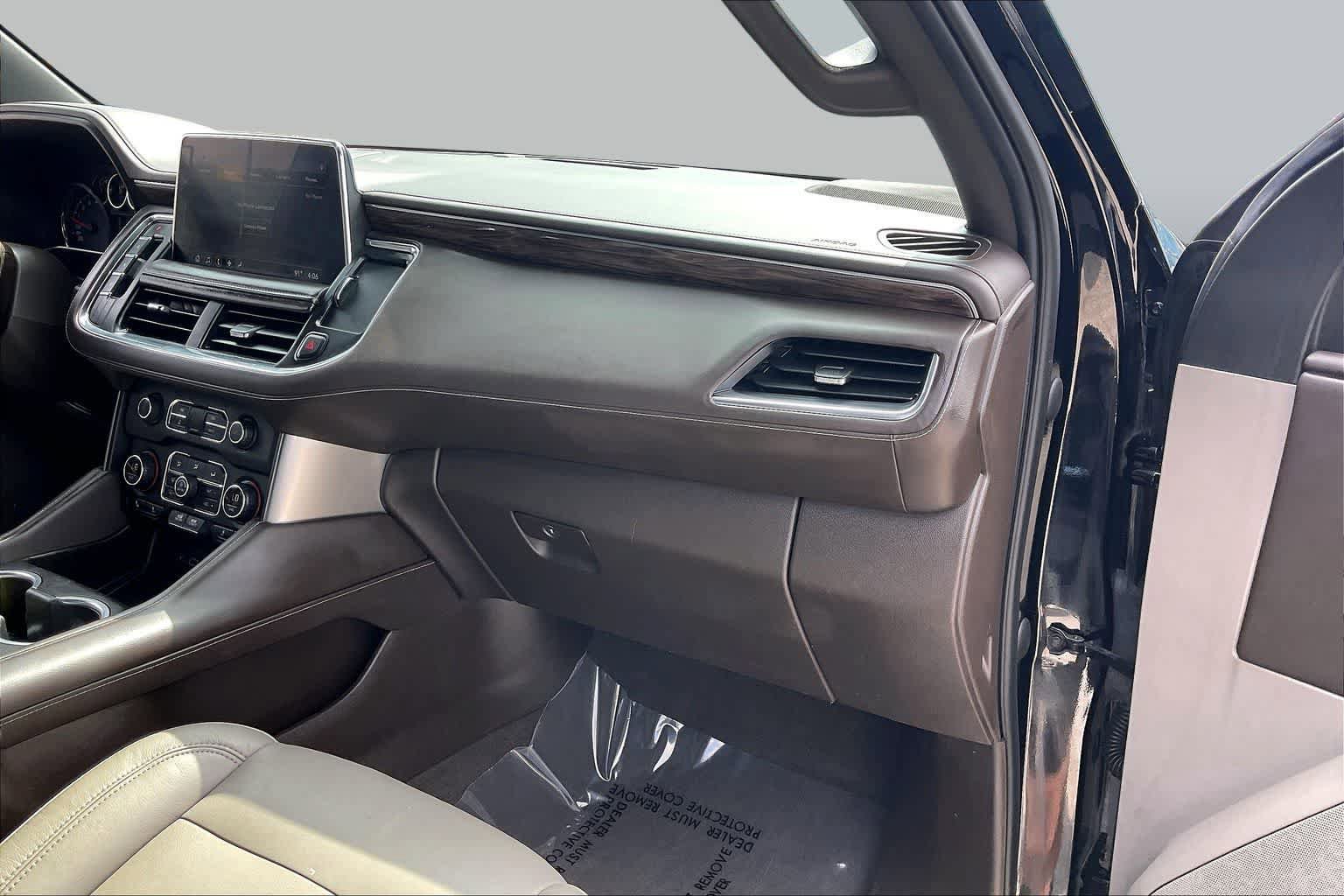Used 2021 Chevrolet Tahoe LT w/ LT Signature Package RWD image 19