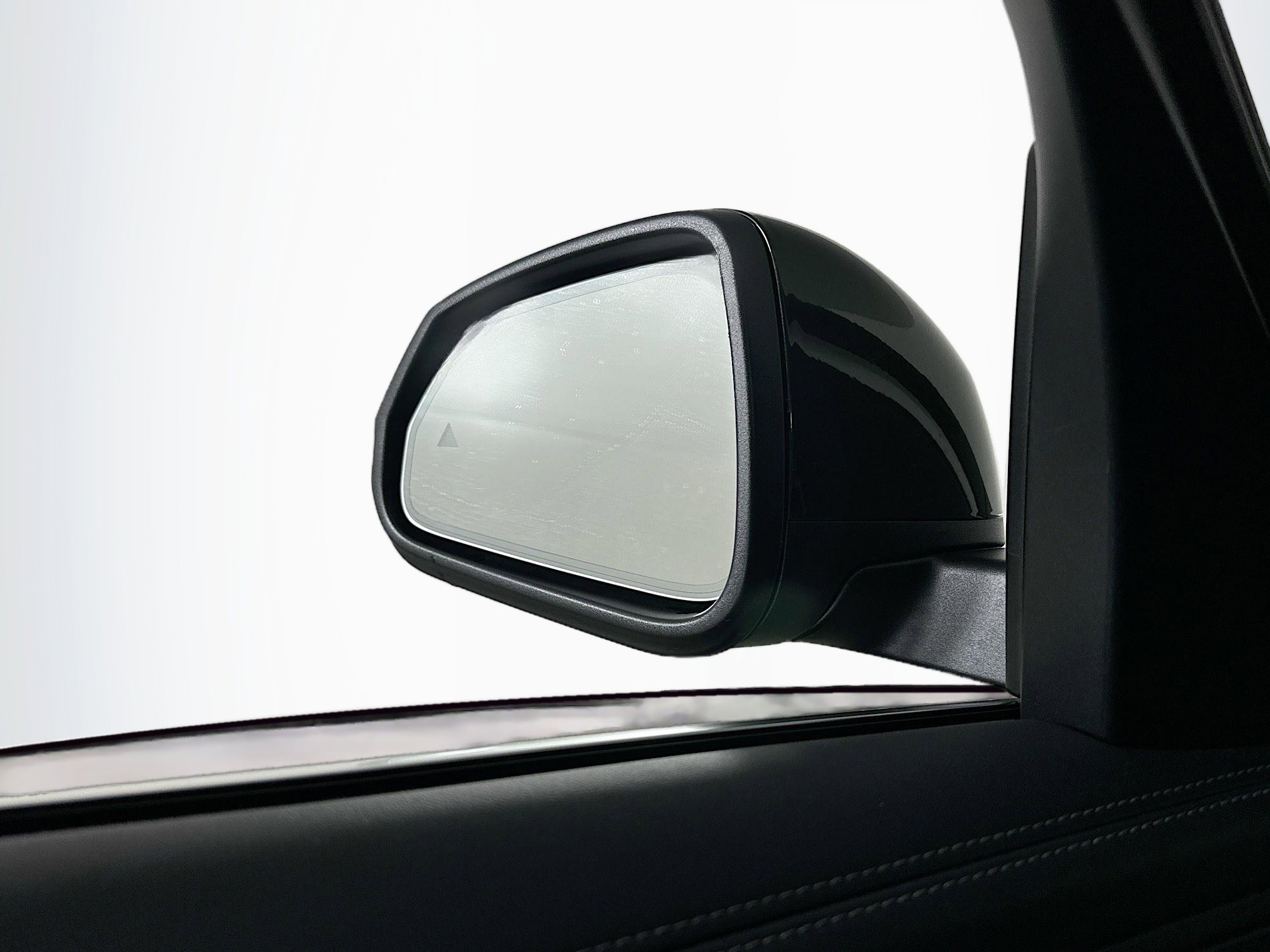 Used 2025 BMW X1 xDrive28i w/ Technology Package image 16