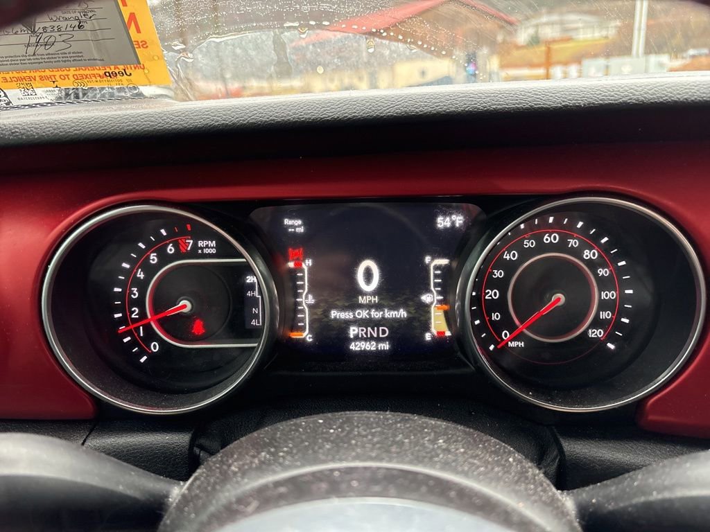 Used 2021 Jeep Wrangler Unlimited Rubicon w/ Xtreme Recon 35" Tire Package image 15