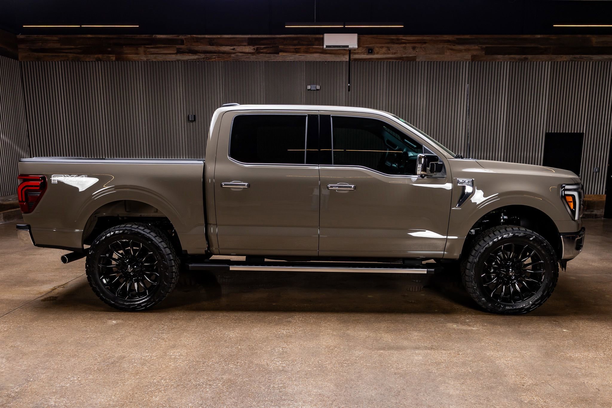 Used 2026 Ford F150 Lariat w/ Equipment Group 502A High AWD/4WD image 11