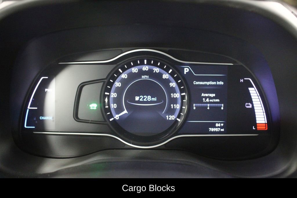 Used 2021 Hyundai Kona Limited w/ Cargo Package FWD image 13