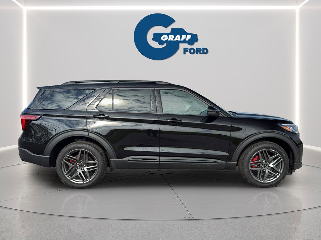 Used 2026 Ford Explorer ST-Line w/ ST-Line Street Pack AWD/4WD image 6