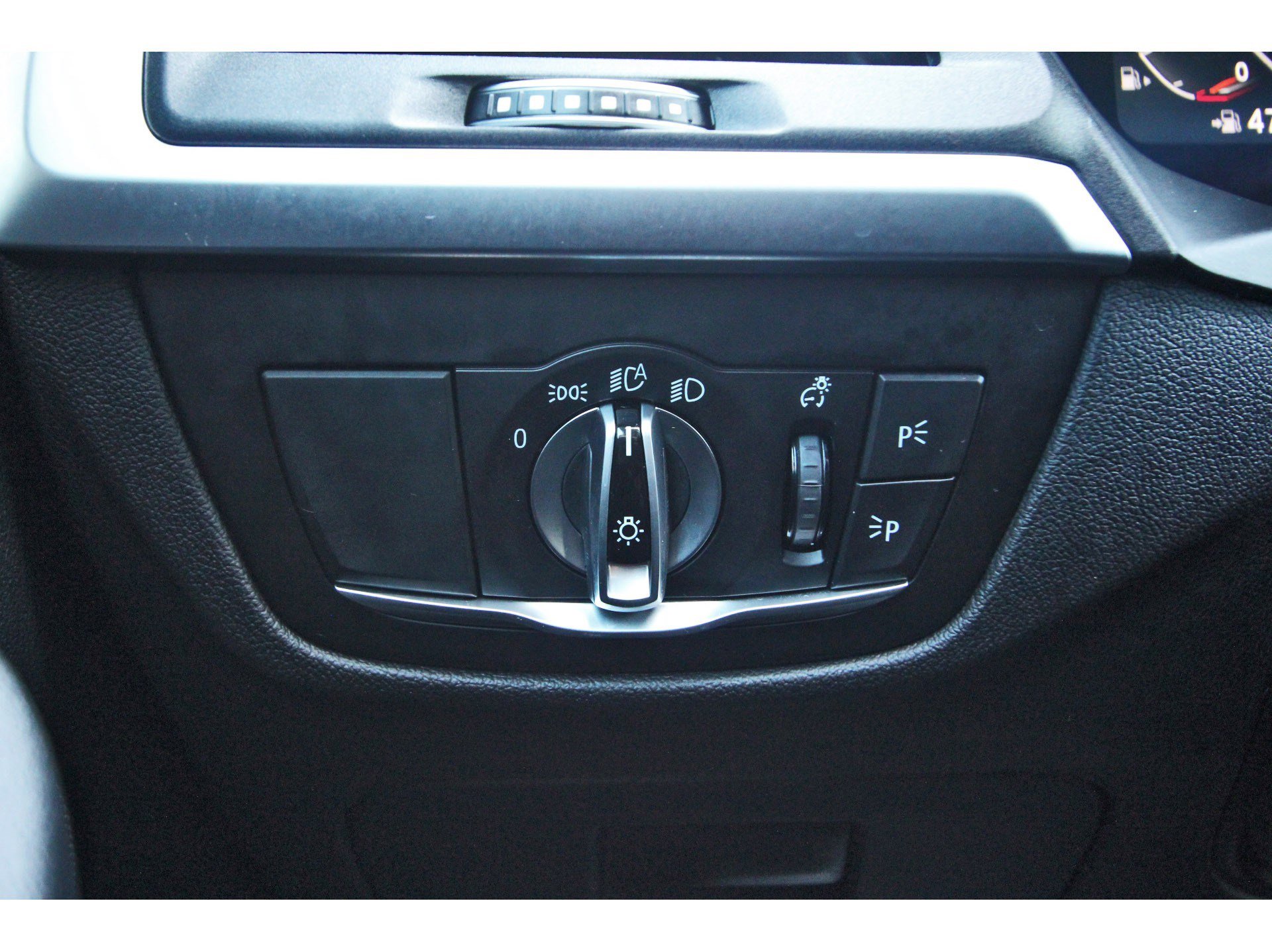 Used 2024 BMW X3 sDrive30i w/ Premium Package RWD image 22