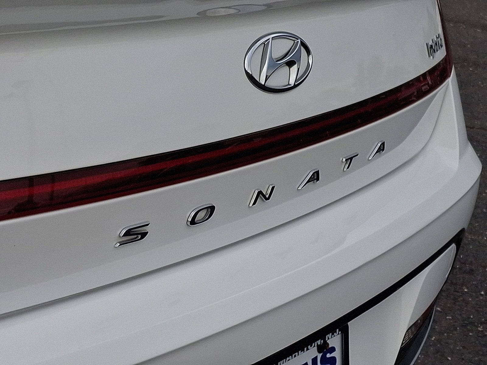 Certified 2022 Hyundai Sonata SEL w/ Cargo Package FWD image 30