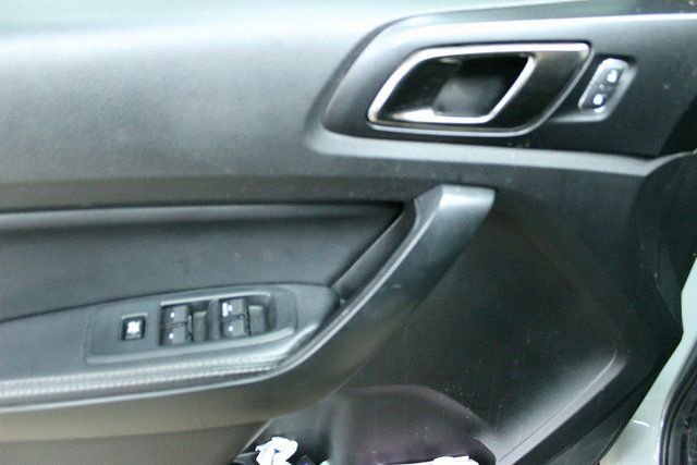 Used 2021 Ford Ranger Lariat w/ Tremor Off-Road Package image 14