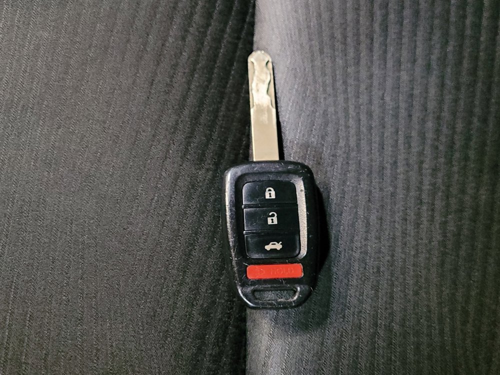 Used 2016 Honda Accord LX image 32