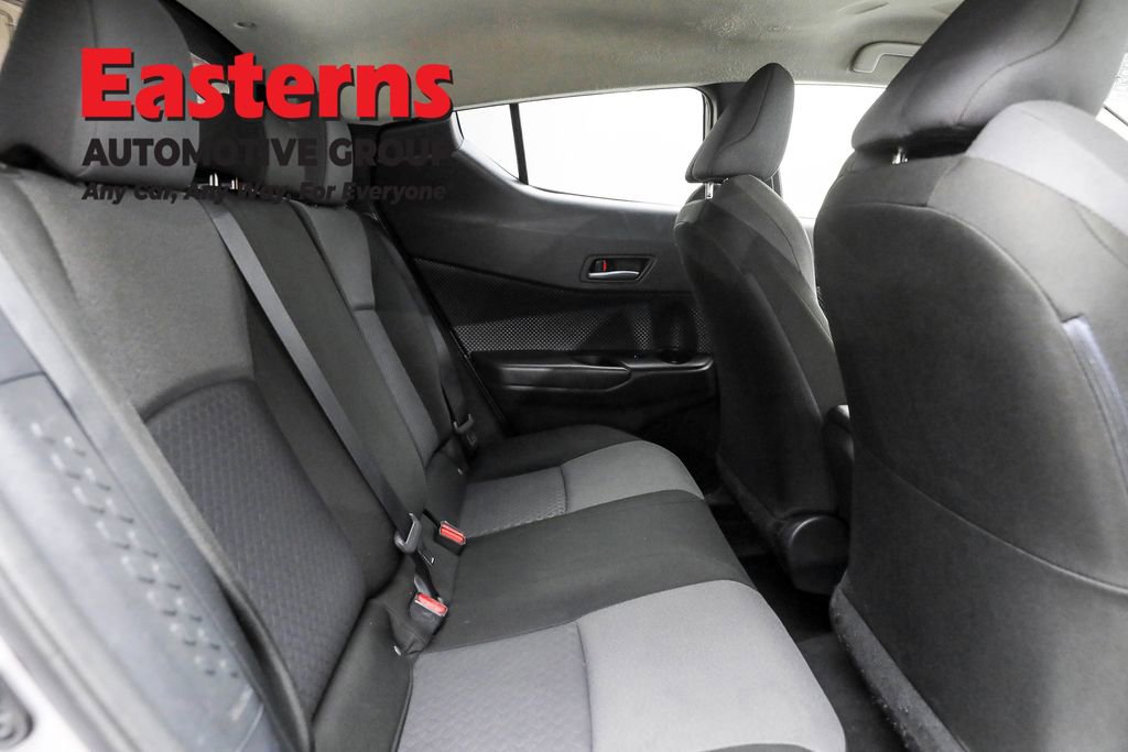 Used 2020 Toyota C-HR LE image 21