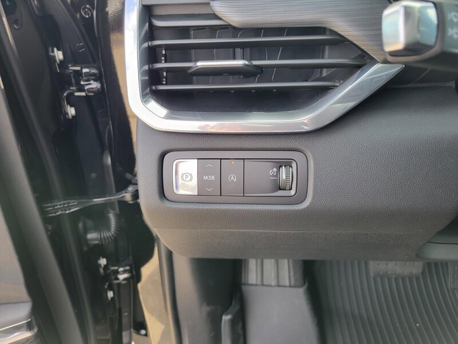 New 2026 GMC Acadia Elevation w/ Black Edition FWD image 21