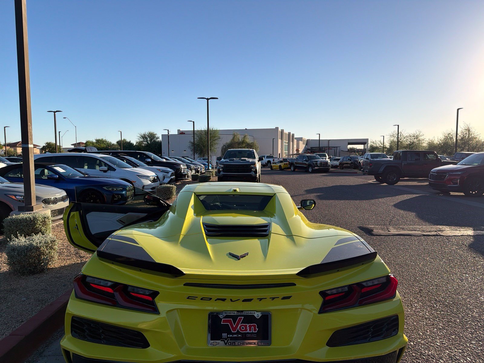 Used 2023 Chevrolet Corvette Z06 RWD image 9