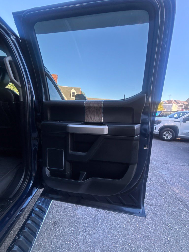 Used 2019 Ford F250 Lariat w/ Lariat Ultimate Package AWD/4WD image 34