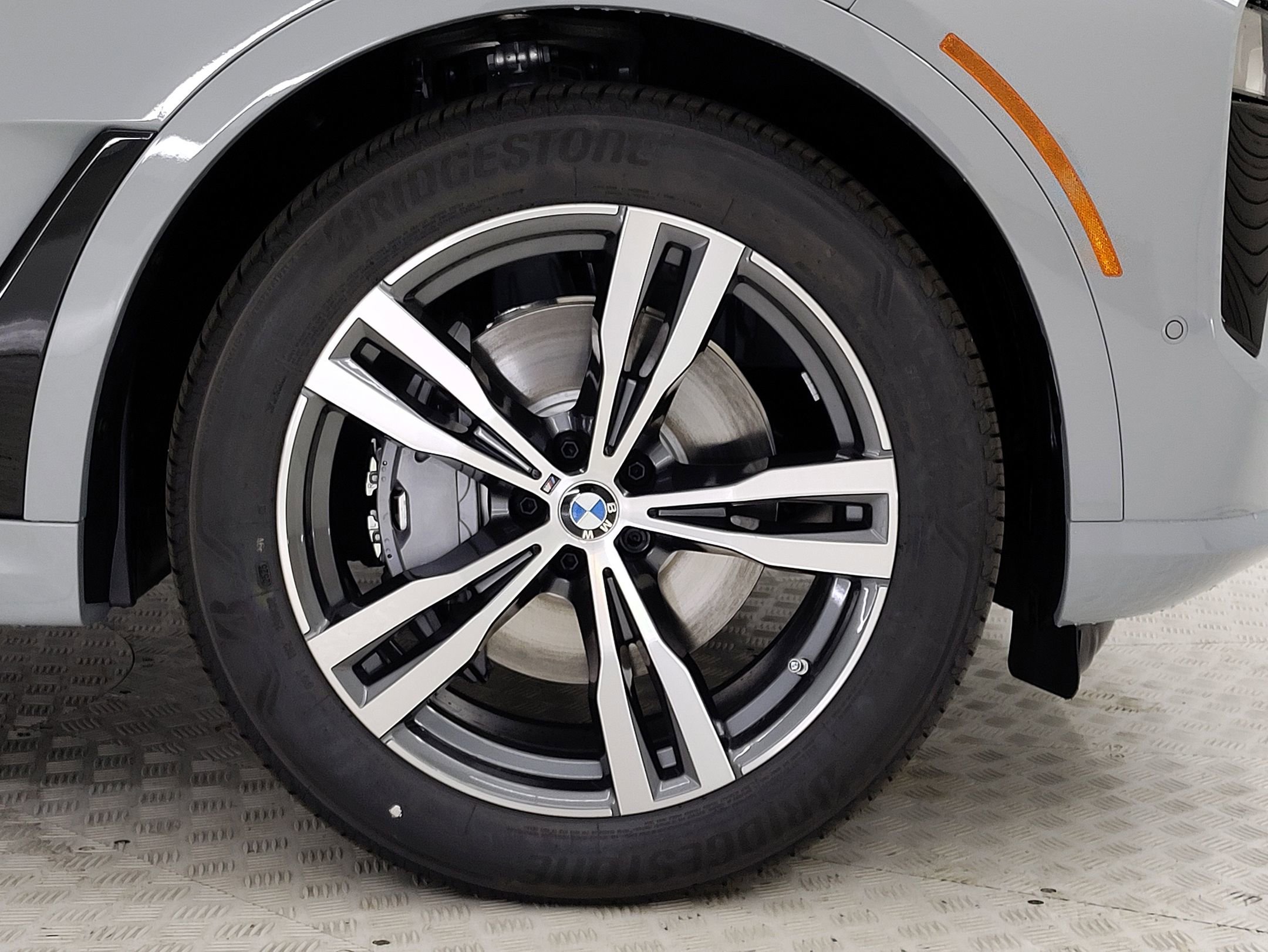 New 2026 BMW X7 xDrive40i w/ M Sport Package image 4