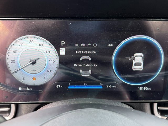 Used 2025 Hyundai Elantra SEL image 23