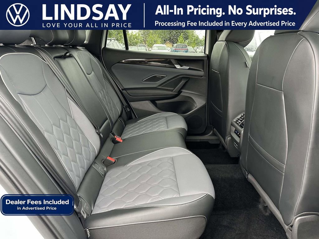 Used 2026 Volkswagen Tiguan SEL R-Line AWD/4WD image 13