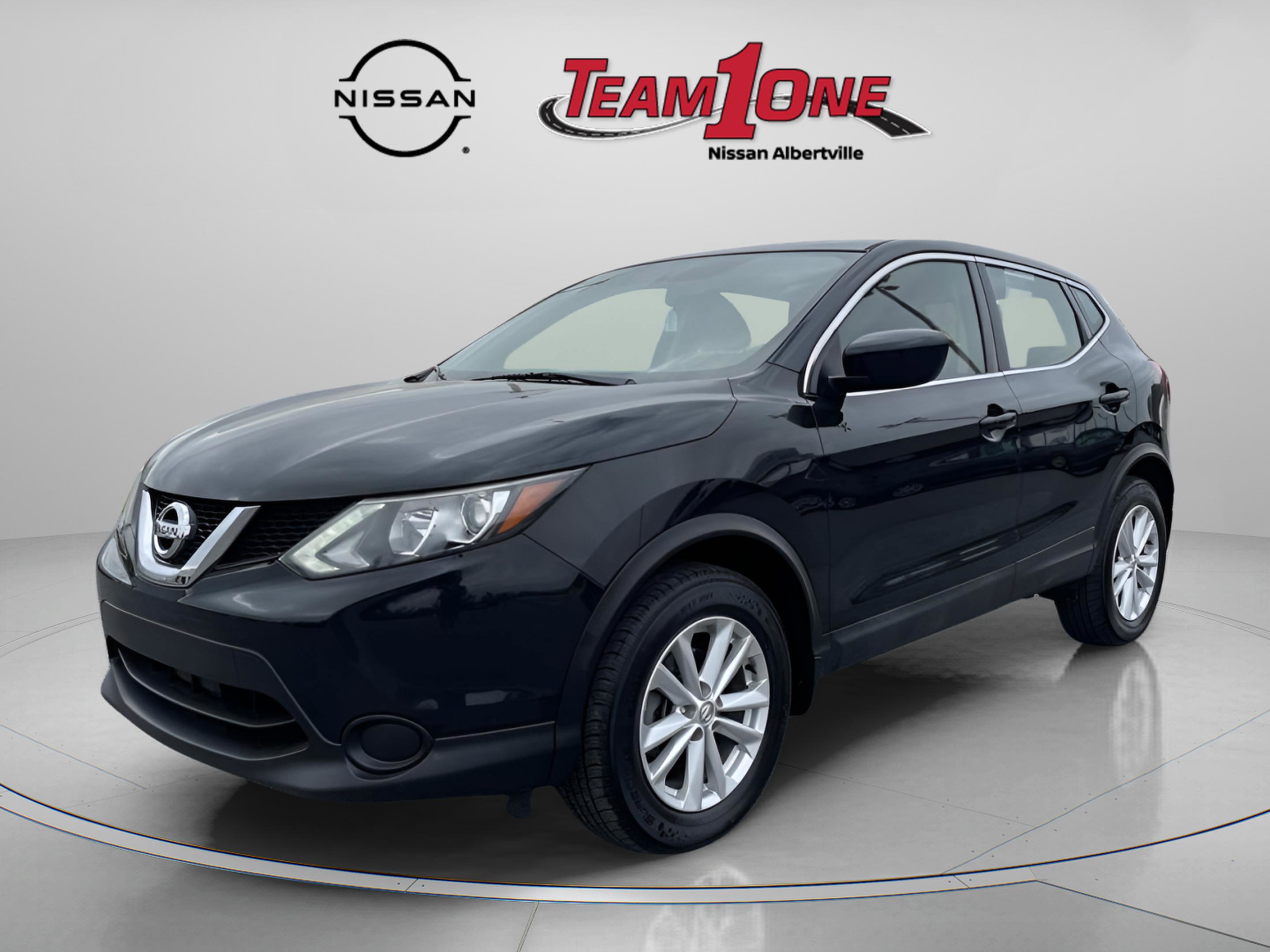 Used 2017 Nissan Rogue Sport S w/ S Appearance Package image 5