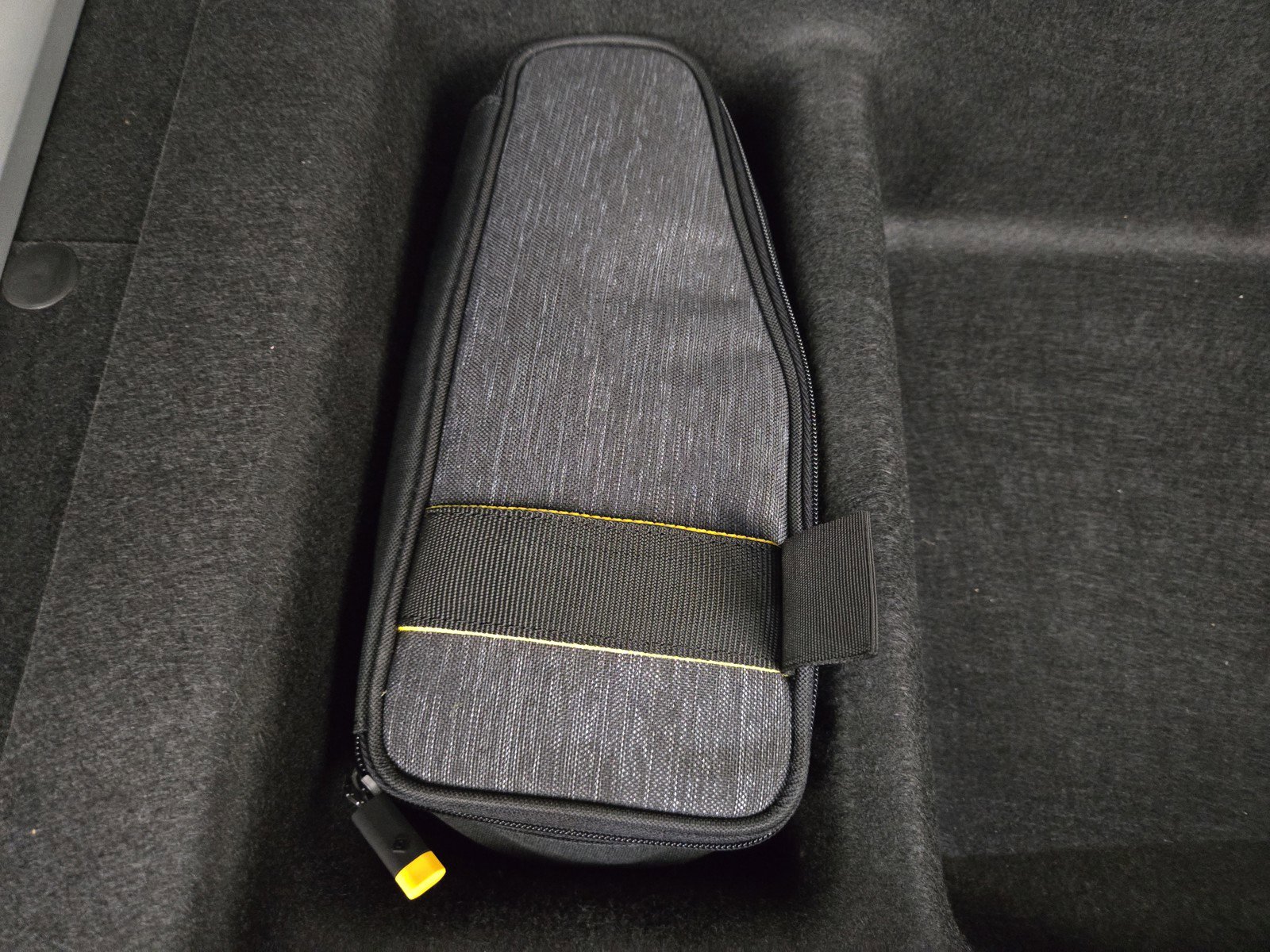 Used 2022 Rivian R1S Launch Edition image 34