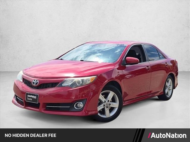 Used 2014 Toyota Camry SE