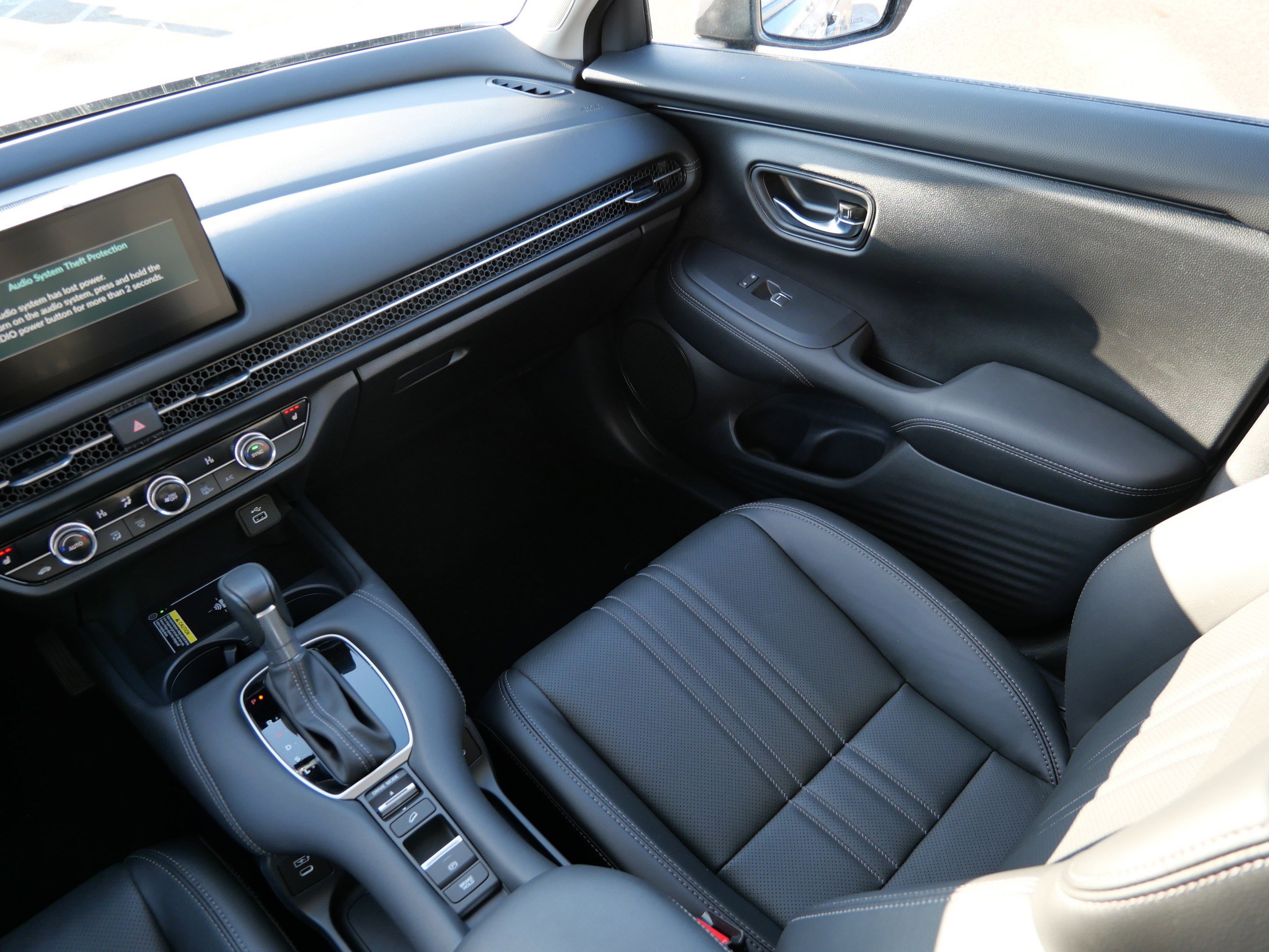 Certified 2025 Honda HR-V EX-L image 11