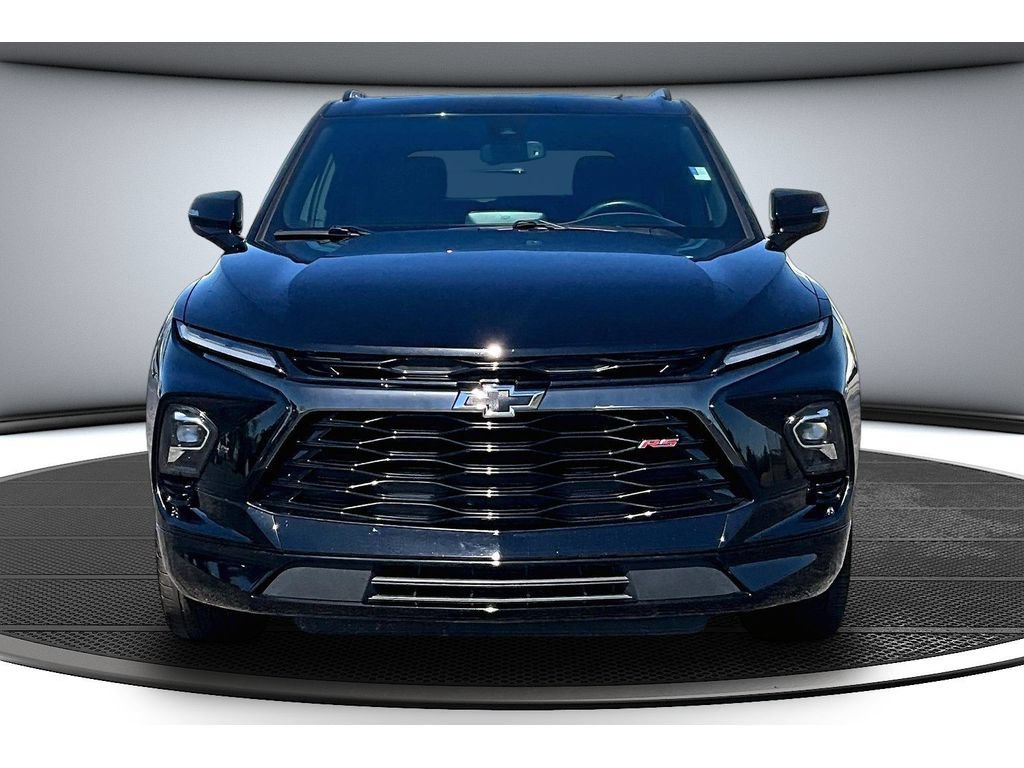 Used 2023 Chevrolet Blazer RS w/ Enhanced Convenience Package FWD image 4