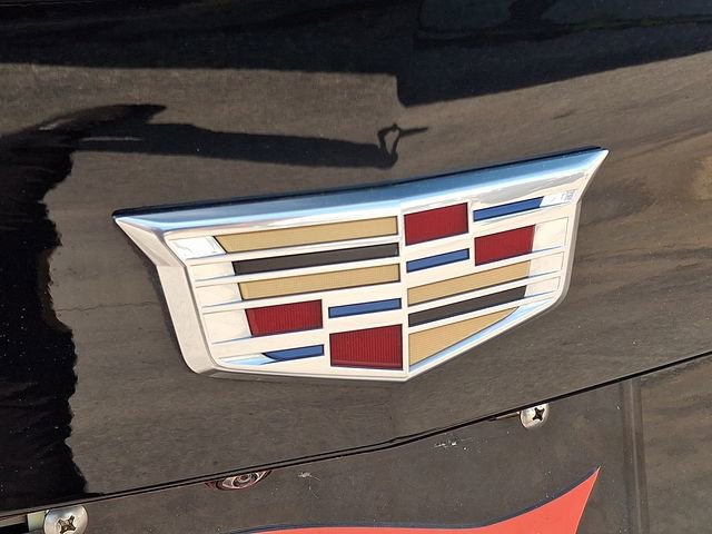 Used 2023 Cadillac XT4 Premium Luxury w/ Enhanced Visibility Package image 28