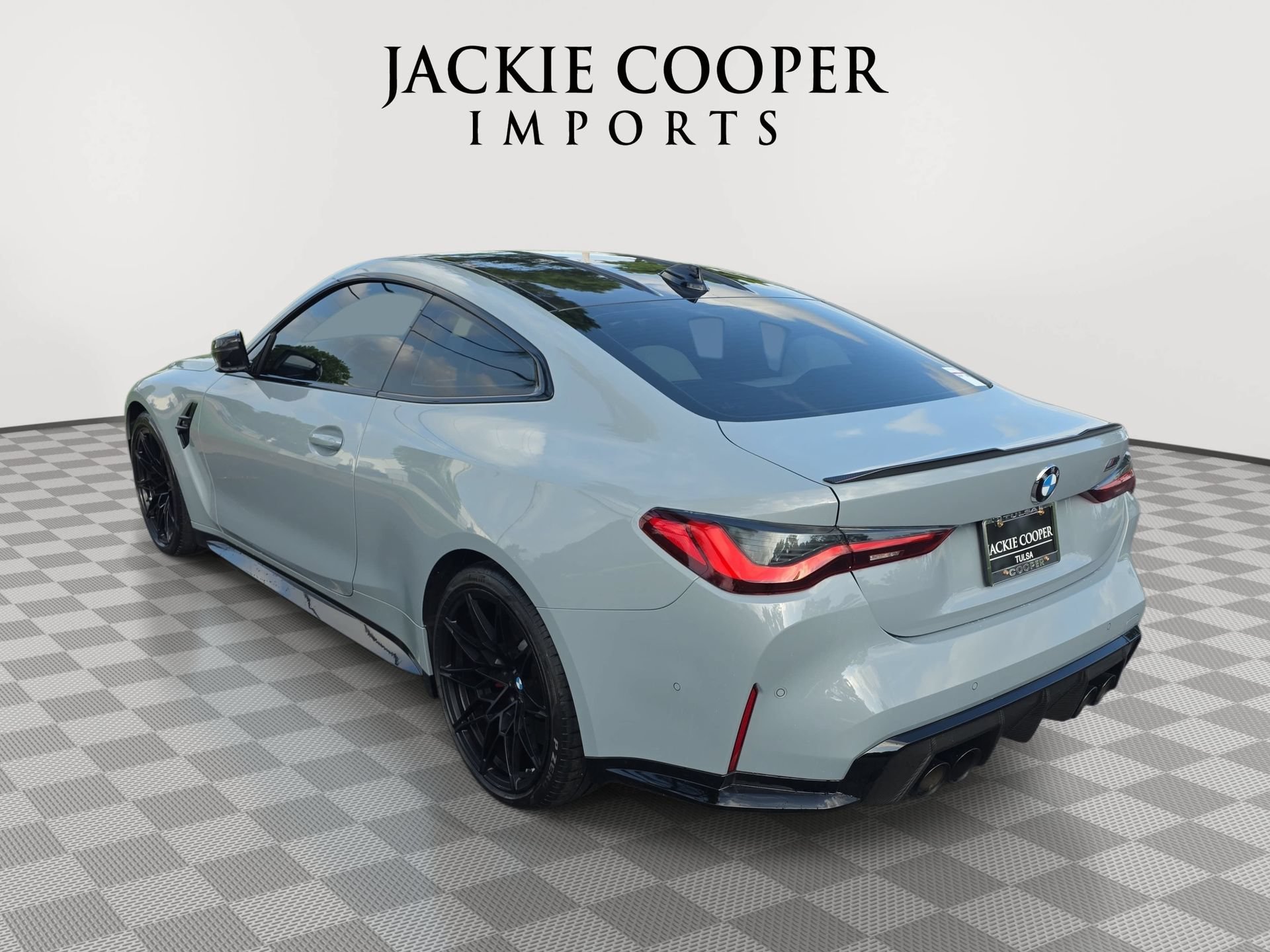 Used 2022 BMW M4 xDrive Competition w/ M Carbon Exterior Package AWD/4WD image 7