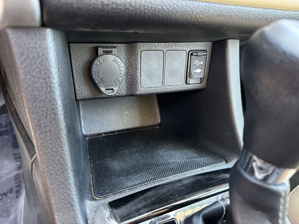 Used 2018 Toyota Corolla LE FWD image 52