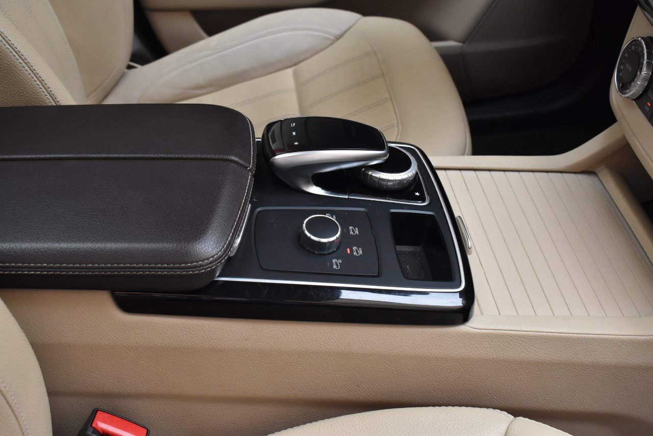 Used 2019 Mercedes-Benz GLE 400 4MATIC image 21
