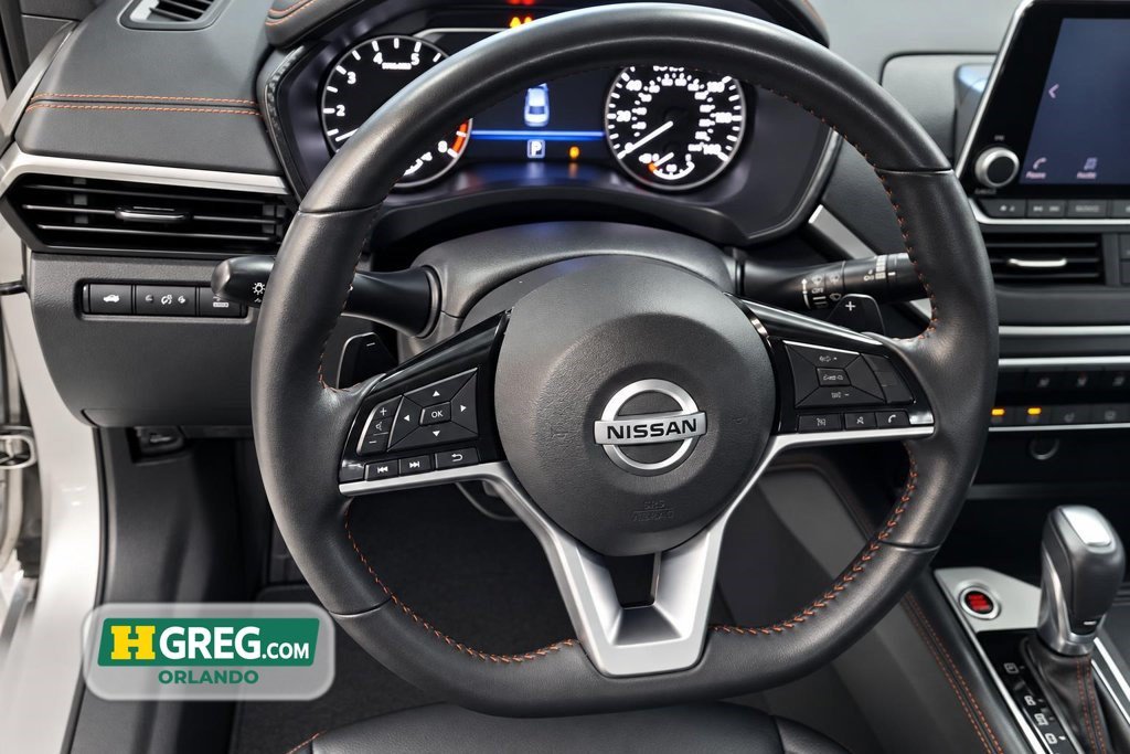 Used 2021 Nissan Altima 2.5 SR FWD image 11