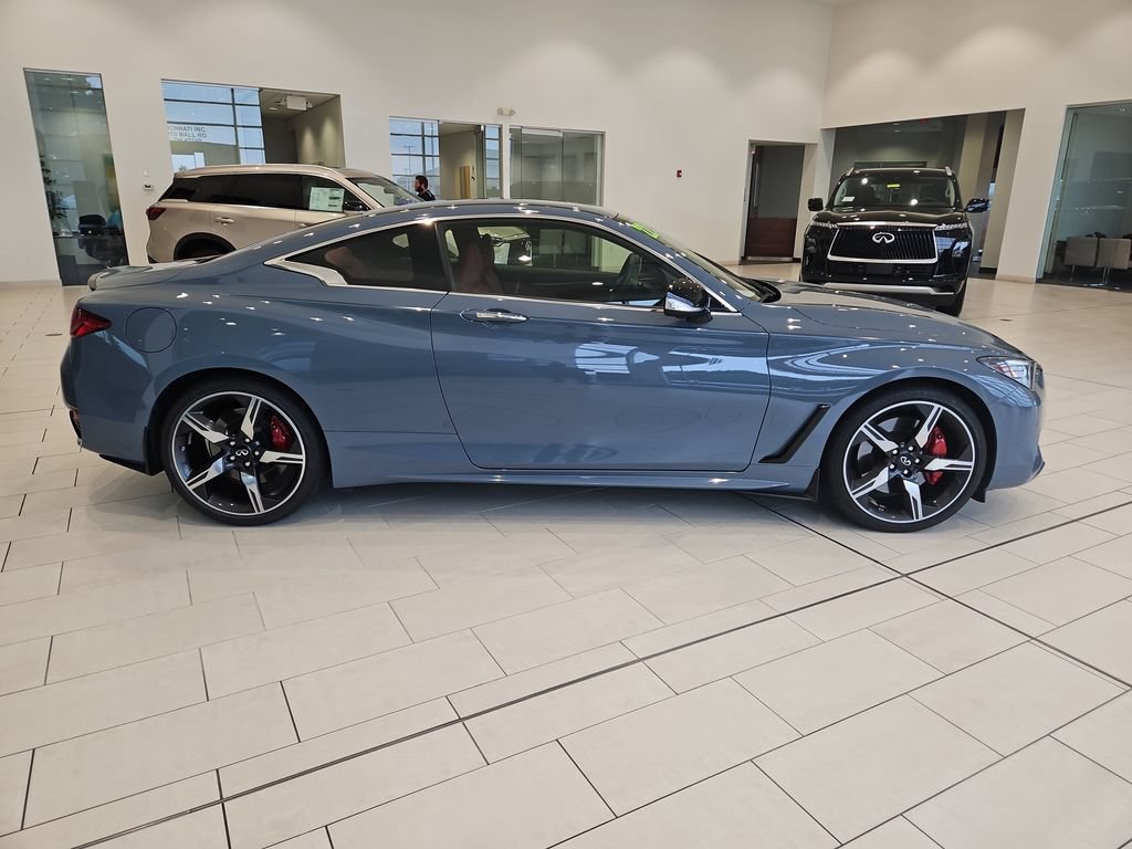 Used 2022 INFINITI Q60 Red Sport 400 w/ Cargo Package AWD/4WD image 6