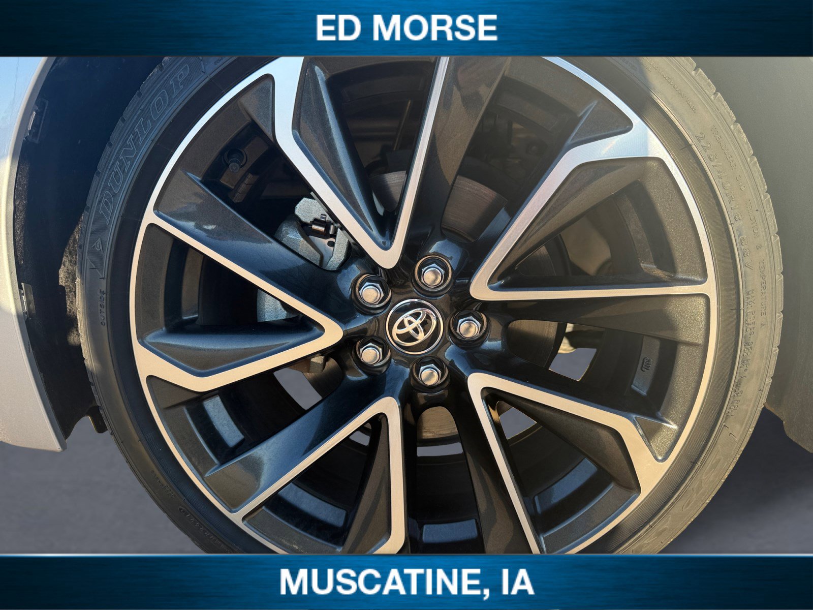 Used 2022 Toyota Corolla XSE image 14