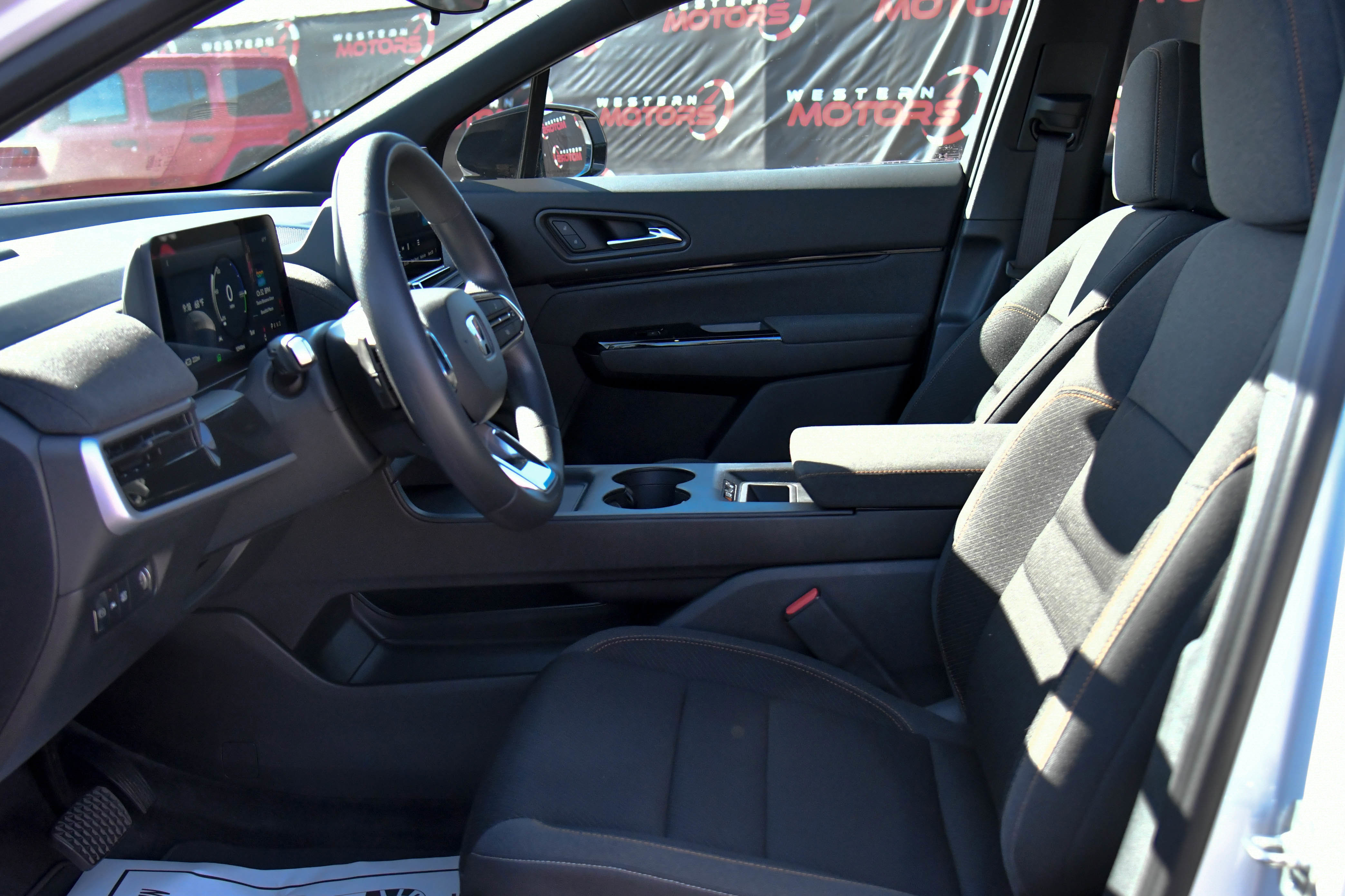 Used 2024 Honda Prologue EX image 18