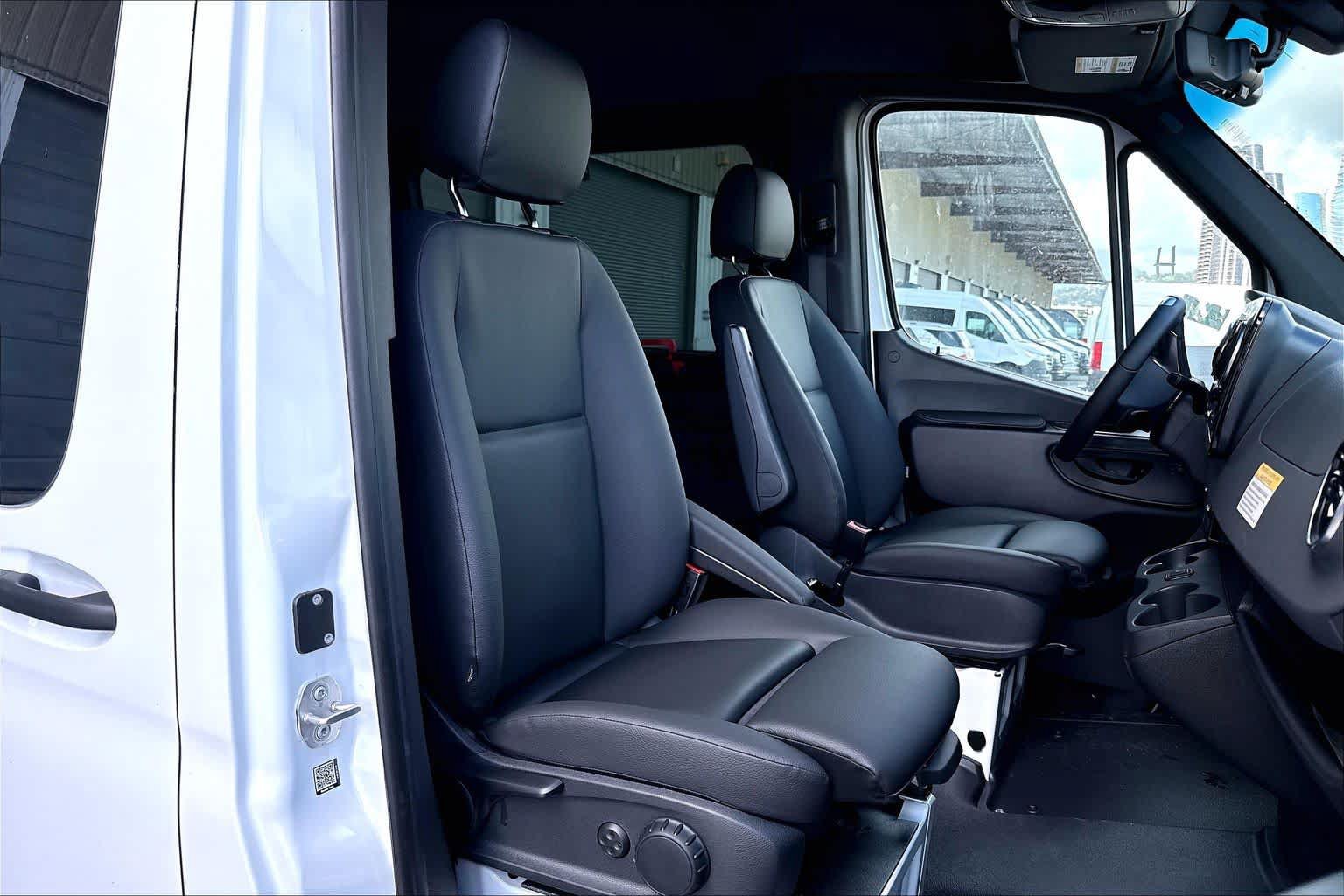 New 2026 Mercedes-Benz Sprinter 2500 image 2