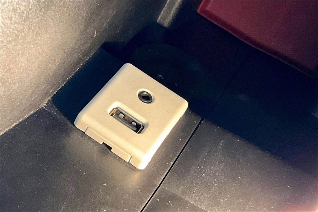 Used 2016 Chevrolet Equinox LT w/ Convenience Package image 33